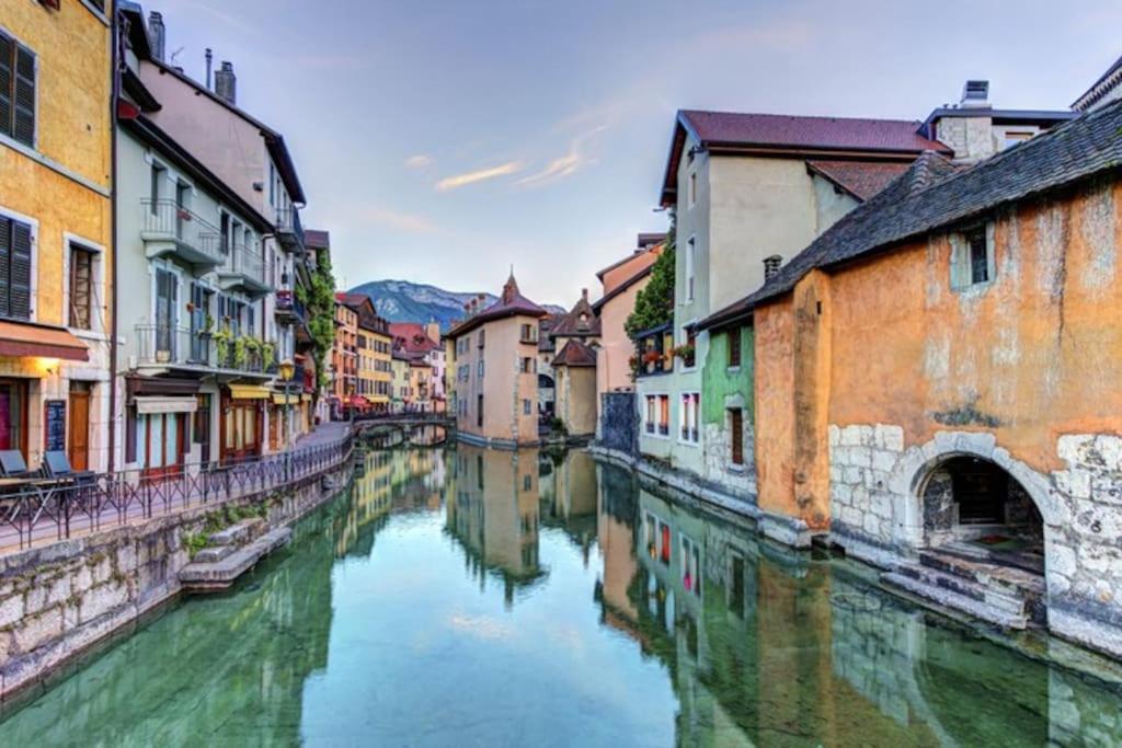 La Perle Carnot - Vieille Ville Annecy Bagian luar foto